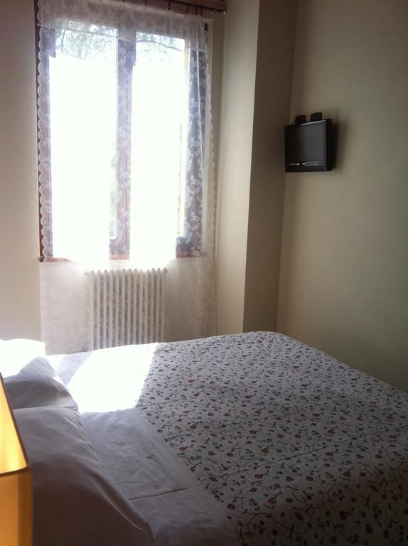 Appartamento Luisa Парма Номер фото